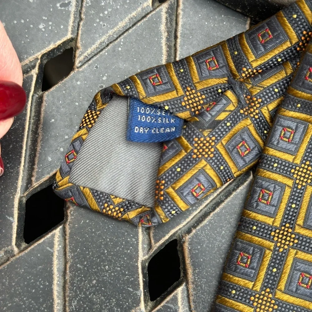 Amherst & Brock Silk Tie